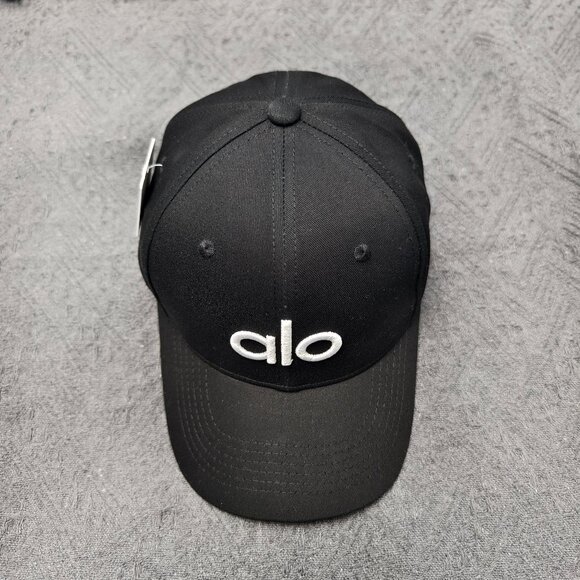 ALO Yoga Accessories - ALO Yoga Lightweight Baseball Cap | Moisture-Wicking & Adjustable Fit